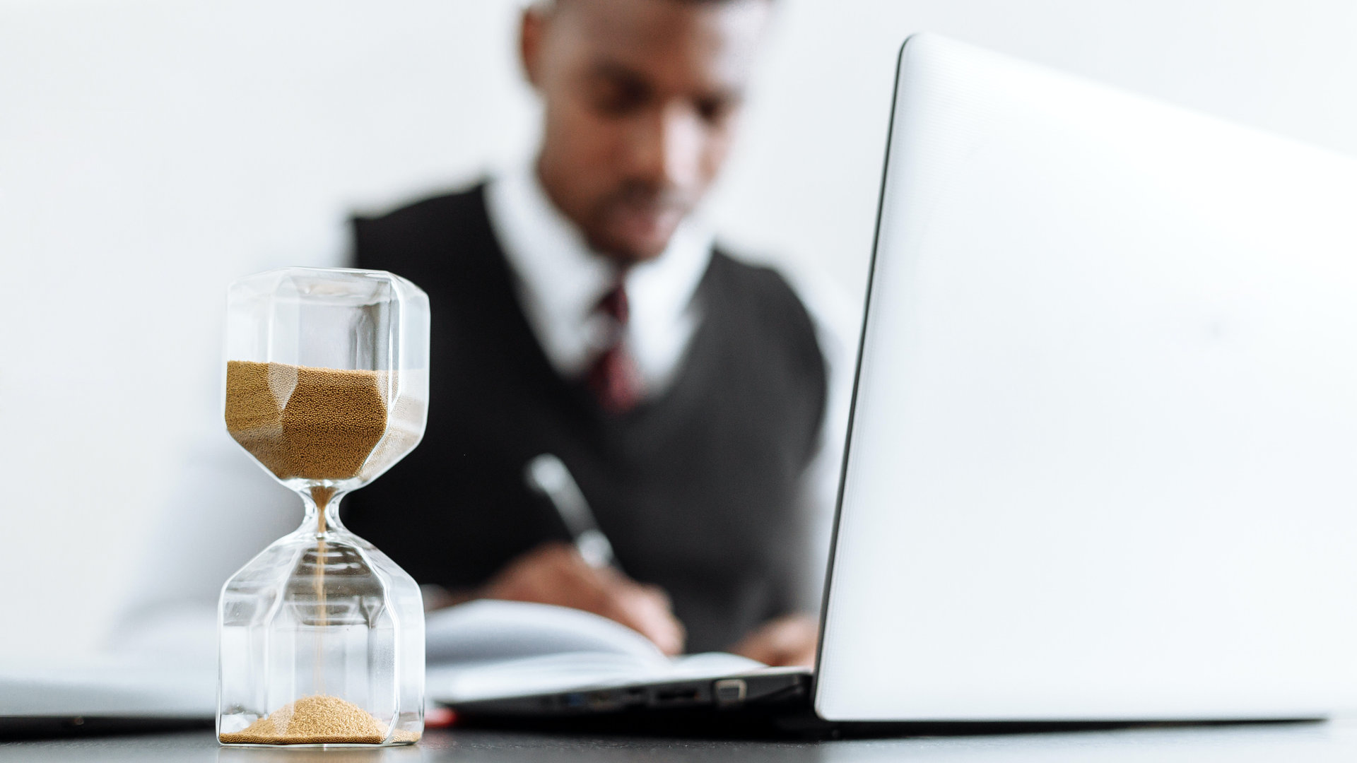 interim inval jurist