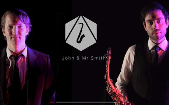 John-Mr.-Smith-Gala-Sax-Saxofonist-DJ-Deejay-Bruiloft-Boeken.jpg