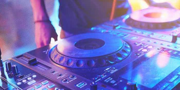 DJ mixer dj og sanger