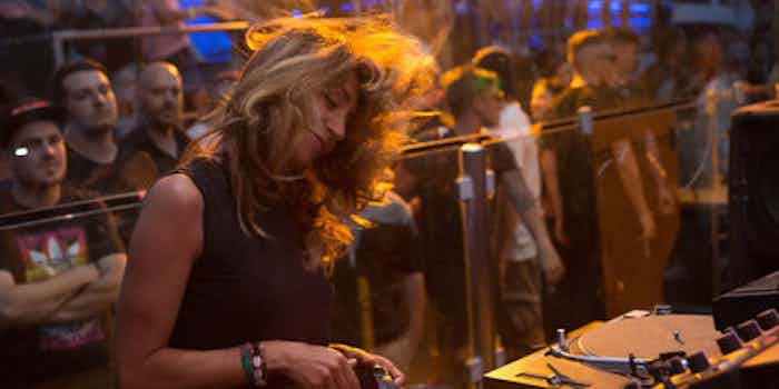 Vrouwlijke DJ Rotterdam